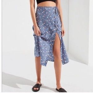Urban Outfitters Frankie button down floral midi skirt